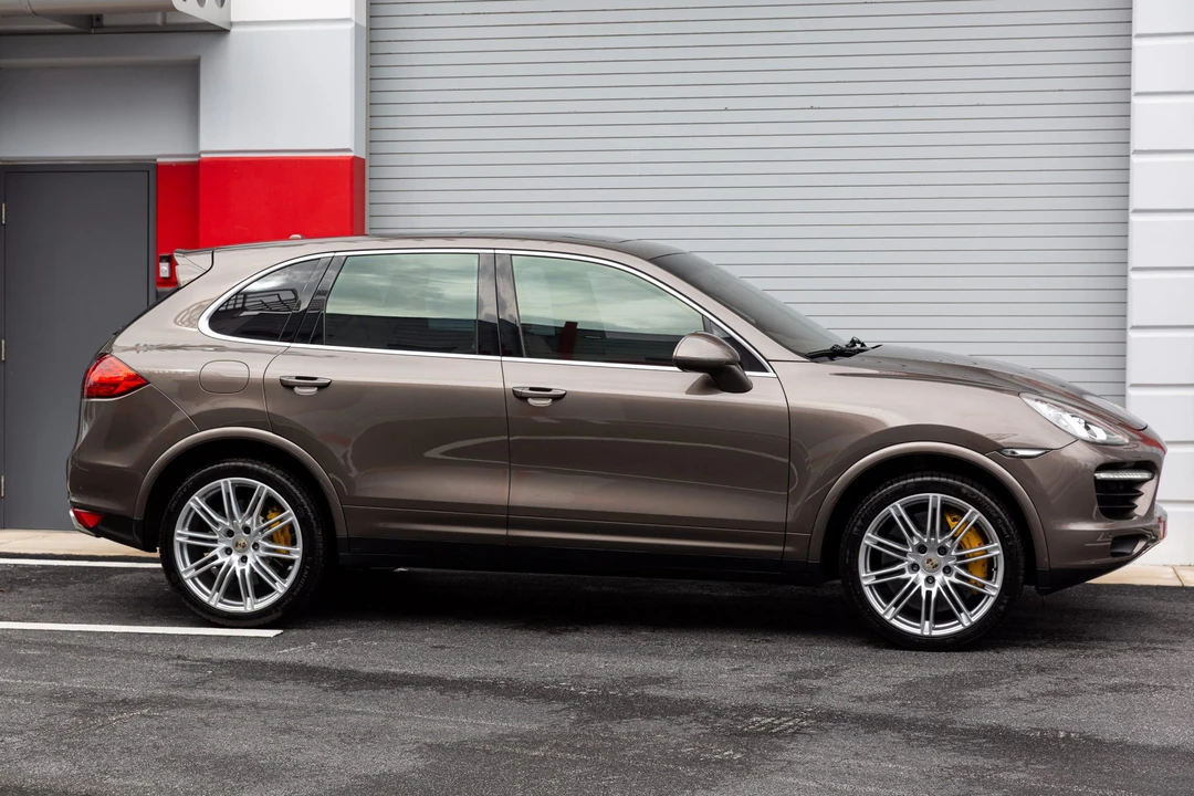2012 Porsche 958 Cayenne Turbo - Image 25 of 31