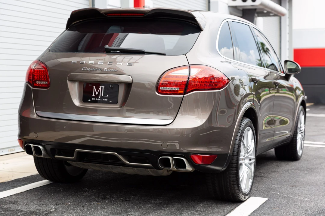 2012 Porsche 958 Cayenne Turbo - Image 18 of 31