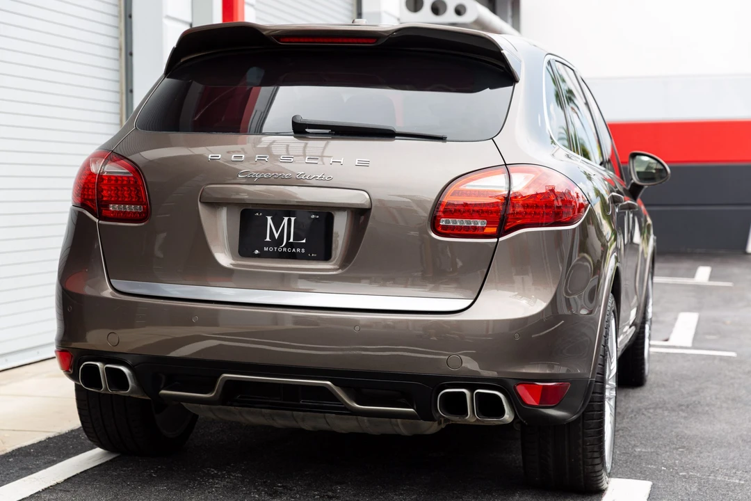 2012 Porsche 958 Cayenne Turbo - Image 17 of 31