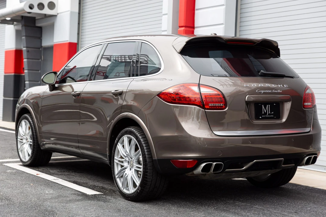 2012 Porsche 958 Cayenne Turbo - Image 11 of 31