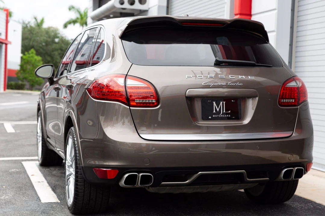 2012 Porsche 958 Cayenne Turbo - Image 13 of 31