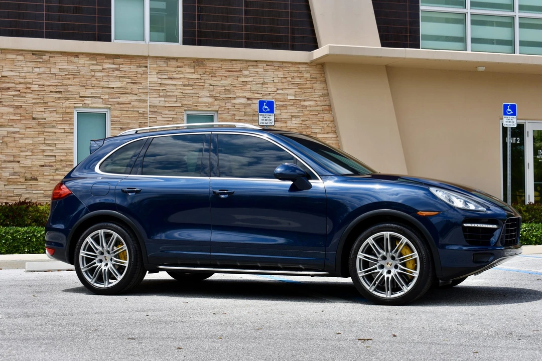 2012 Porsche 958 Cayenne Turbo - Image 18 of 31