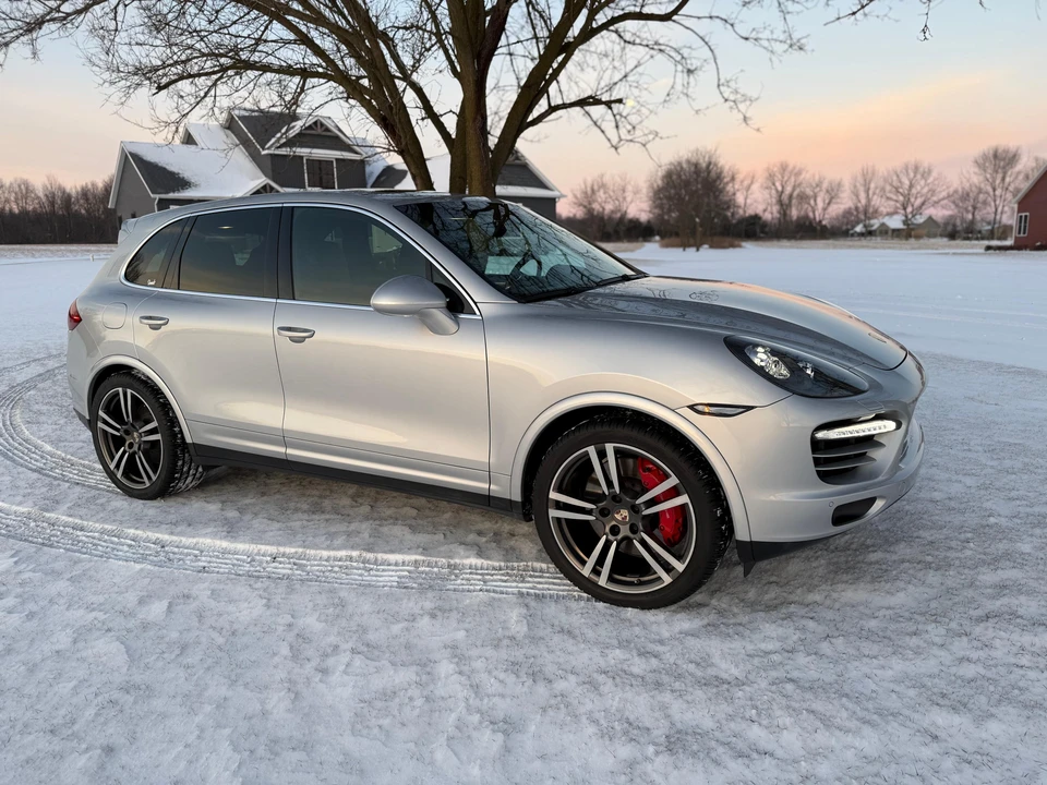 2012 Porsche 958 Cayenne Turbo - Image 28 of 31