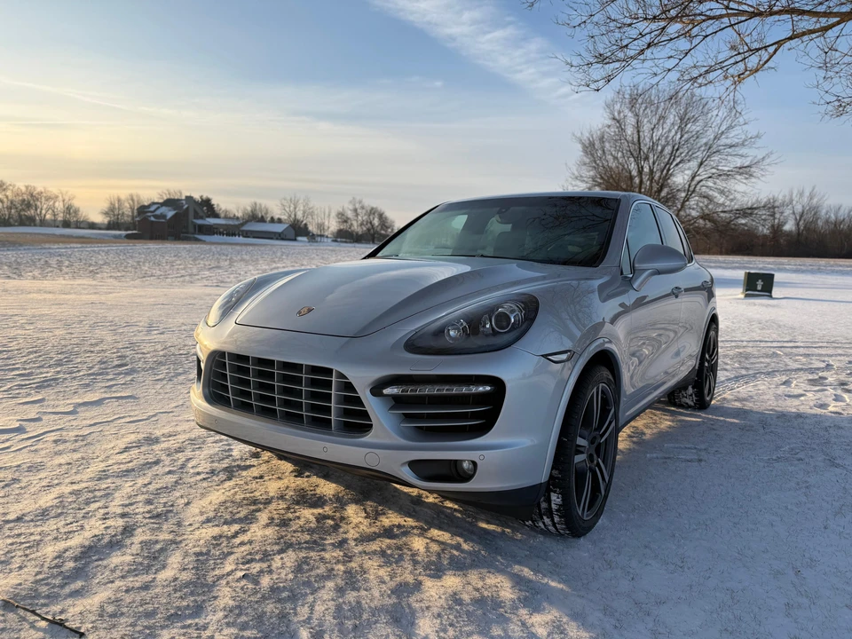 2012 Porsche 958 Cayenne Turbo - Image 10 of 31