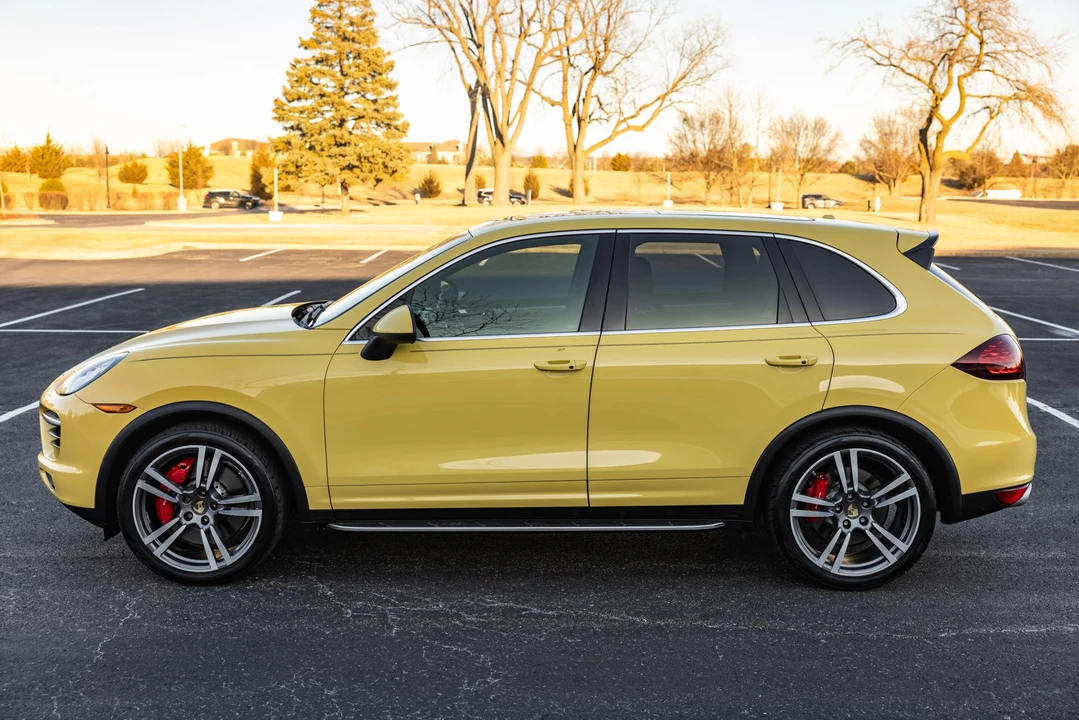 2012 Porsche 958 Cayenne Turbo - Image 9 of 31