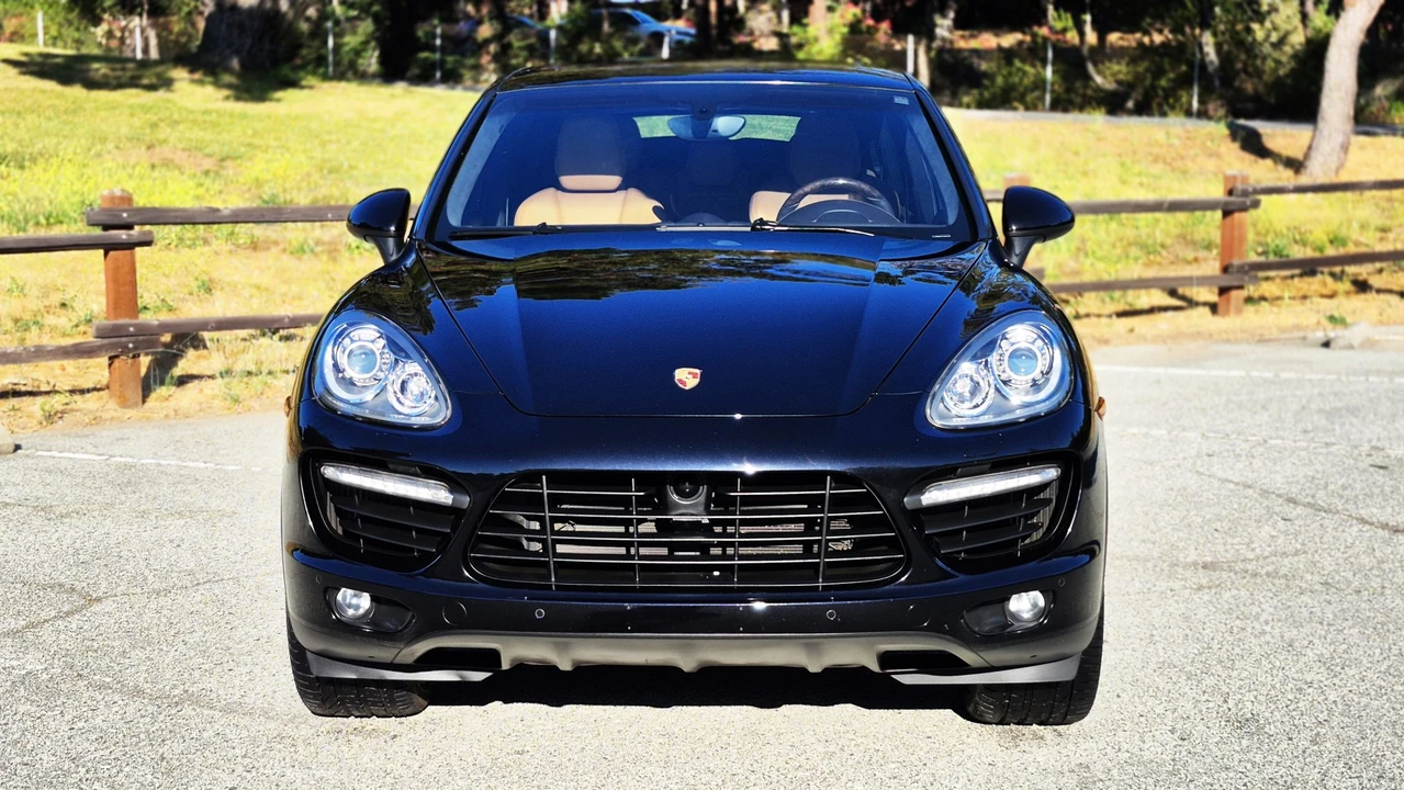 2012 Porsche 958 Cayenne Turbo - Image 26 of 31