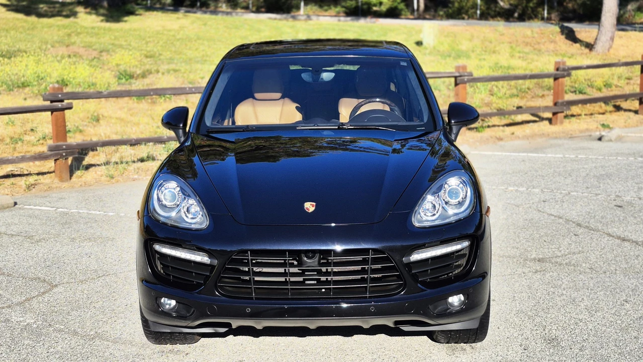 2012 Porsche 958 Cayenne Turbo - Image 27 of 31