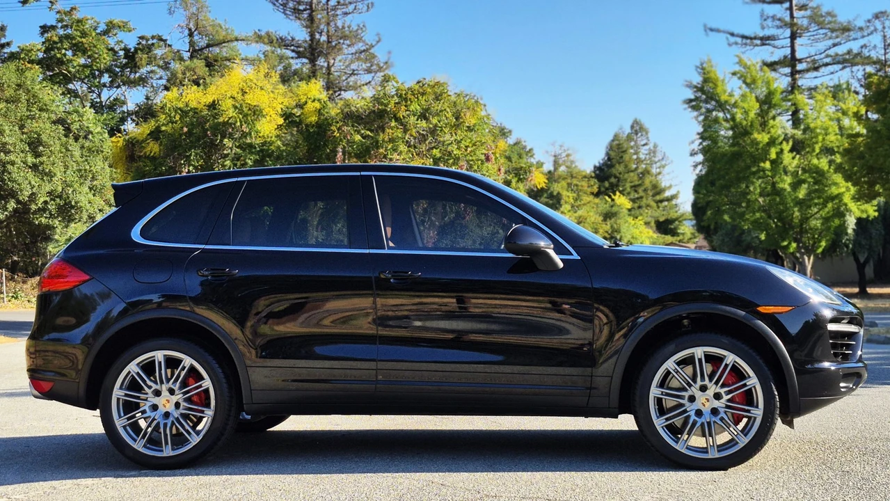 2012 Porsche 958 Cayenne Turbo - Image 22 of 31