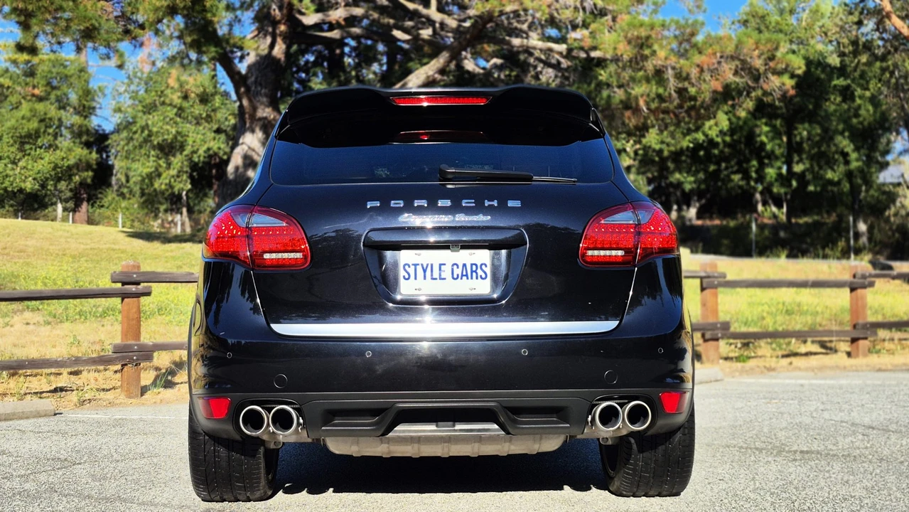 2012 Porsche 958 Cayenne Turbo - Image 15 of 31