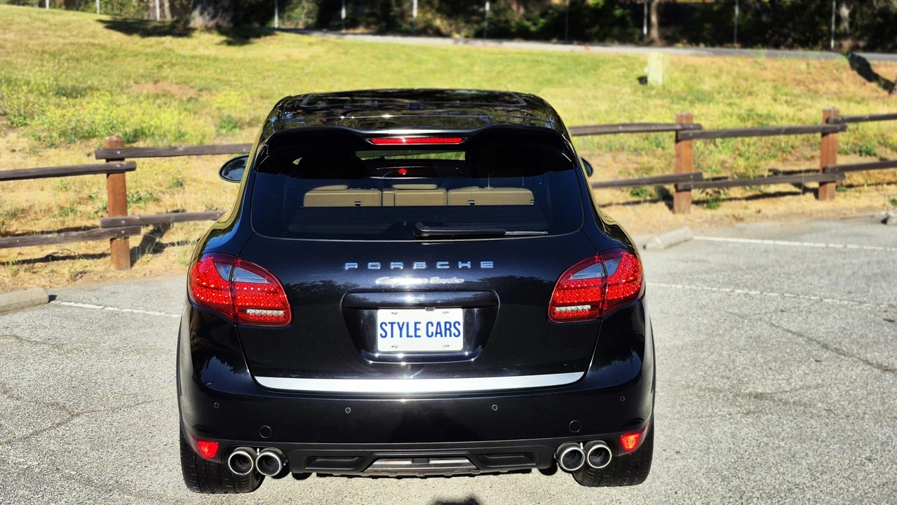 2012 Porsche 958 Cayenne Turbo - Image 14 of 31
