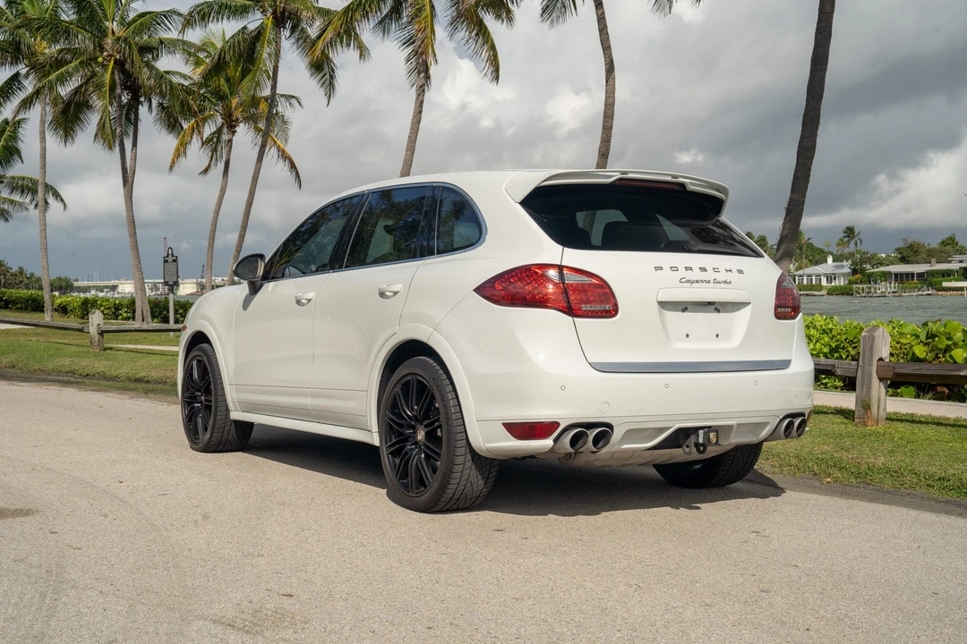 2012 Porsche 958 Cayenne Turbo - Image 8 of 31