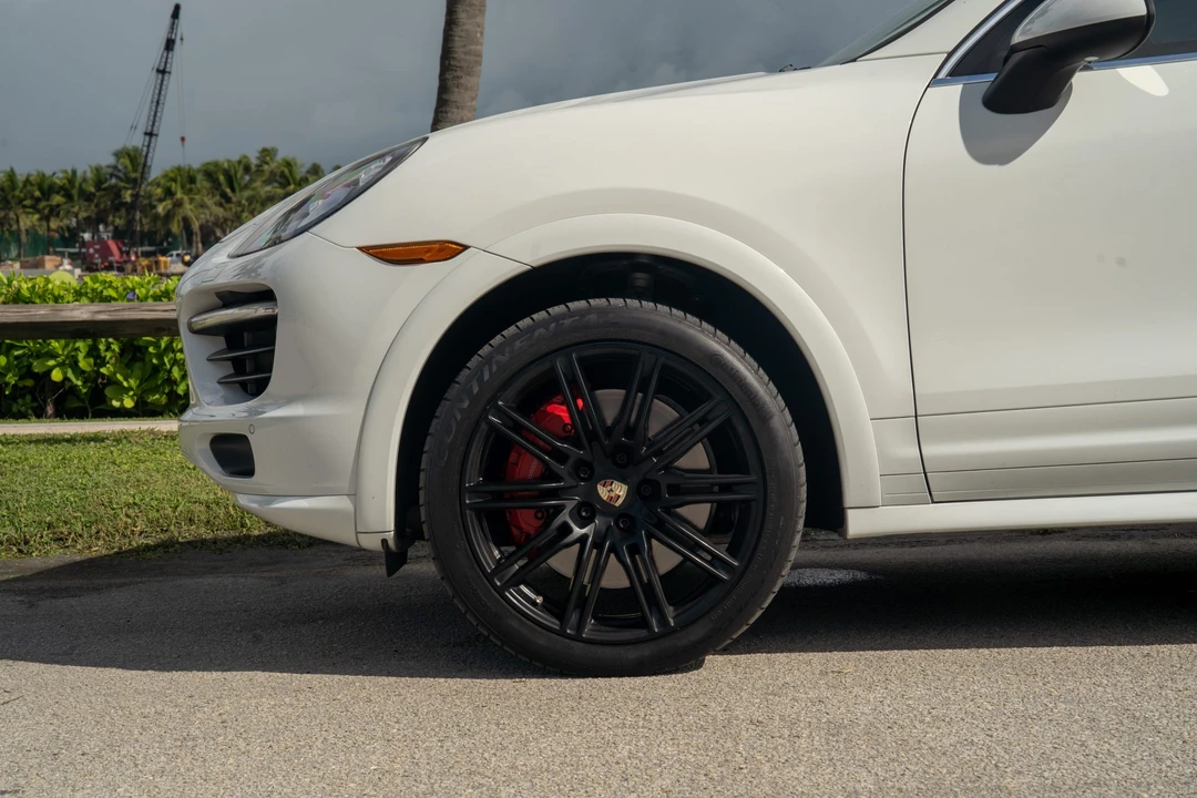 2012 Porsche 958 Cayenne Turbo - Image 22 of 31