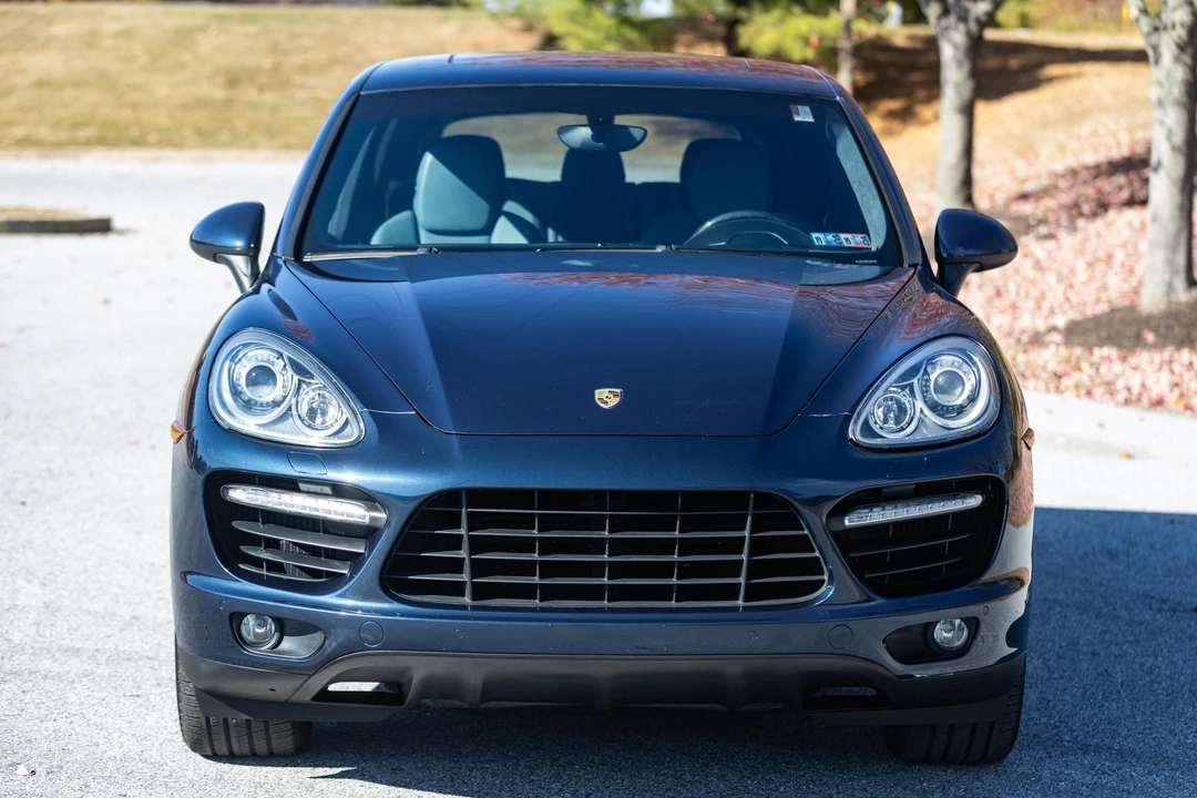 2012 Porsche 958 Cayenne Turbo - Image 2 of 31