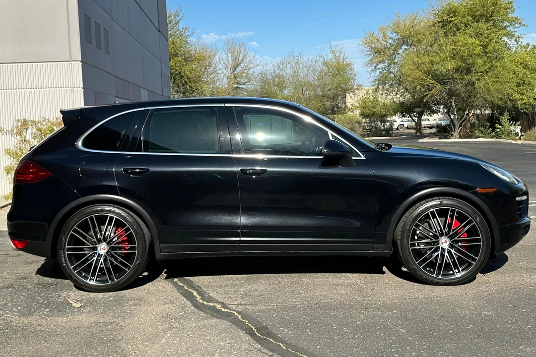 2012 Porsche 958 Cayenne Turbo - Image 3 of 31
