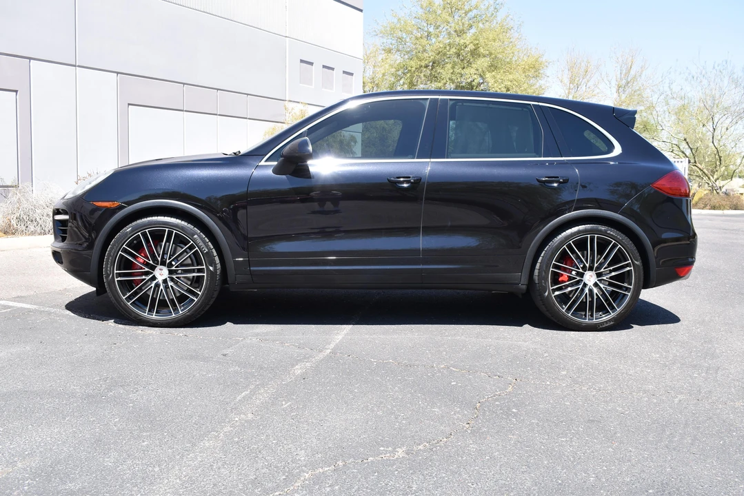2012 Porsche 958 Cayenne Turbo - Image 8 of 31