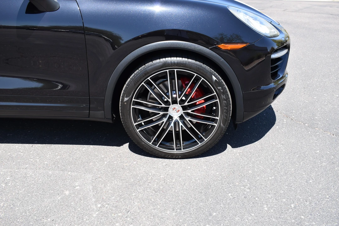 2012 Porsche 958 Cayenne Turbo - Image 28 of 31