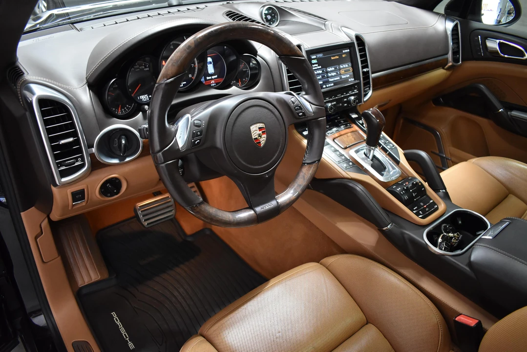 2012 Porsche 958 Cayenne Turbo - Image 29 of 31