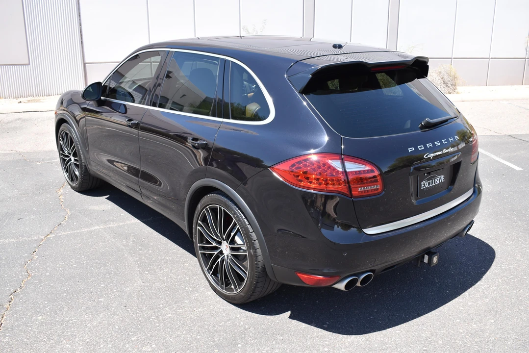 2012 Porsche 958 Cayenne Turbo - Image 9 of 31