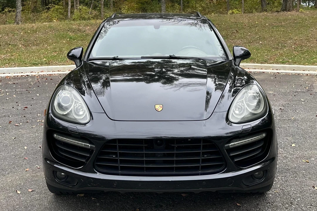 2012 Porsche 958 Cayenne Turbo - Image 2 of 31