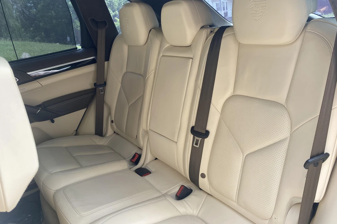 2012 Porsche 958 Cayenne Turbo - Image 13 of 17