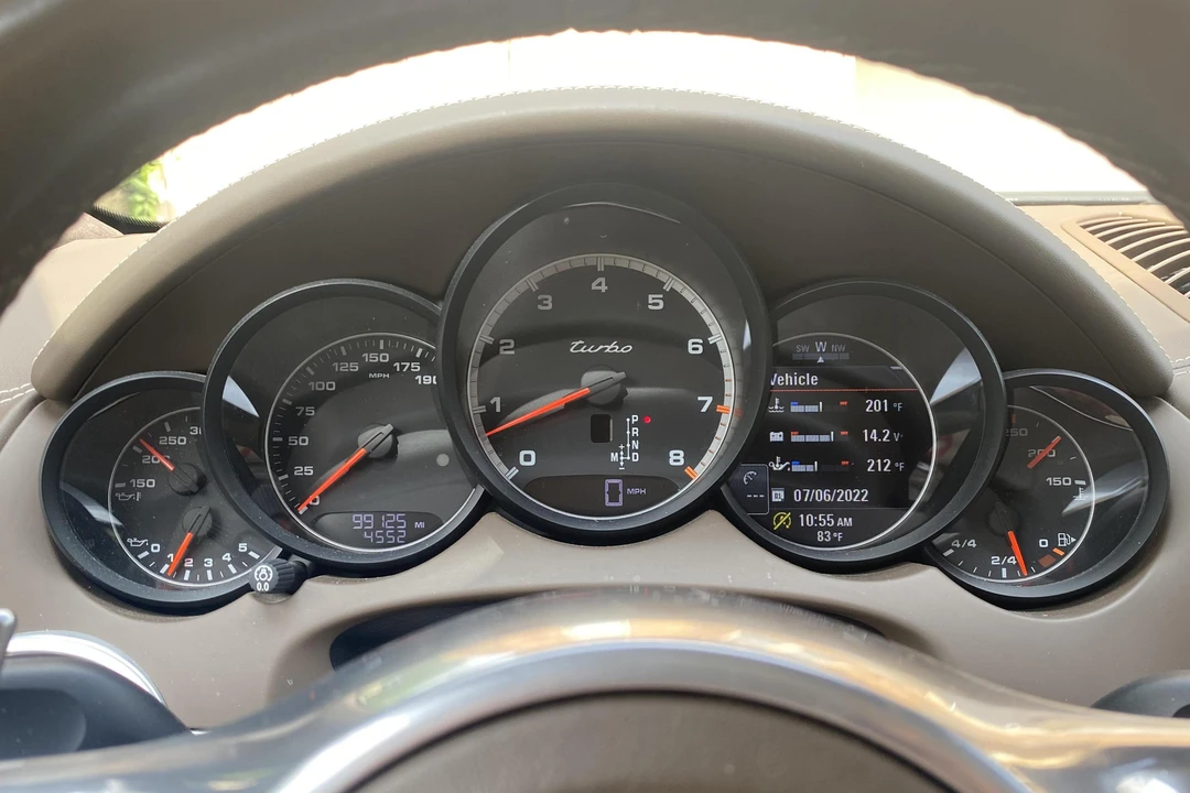 2012 Porsche 958 Cayenne Turbo - Image 14 of 17