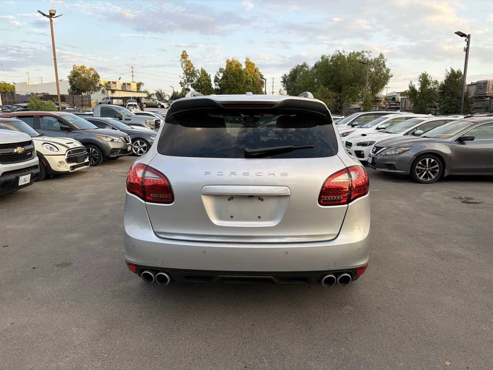 2012 Porsche 958 Cayenne Turbo - Image 8 of 24