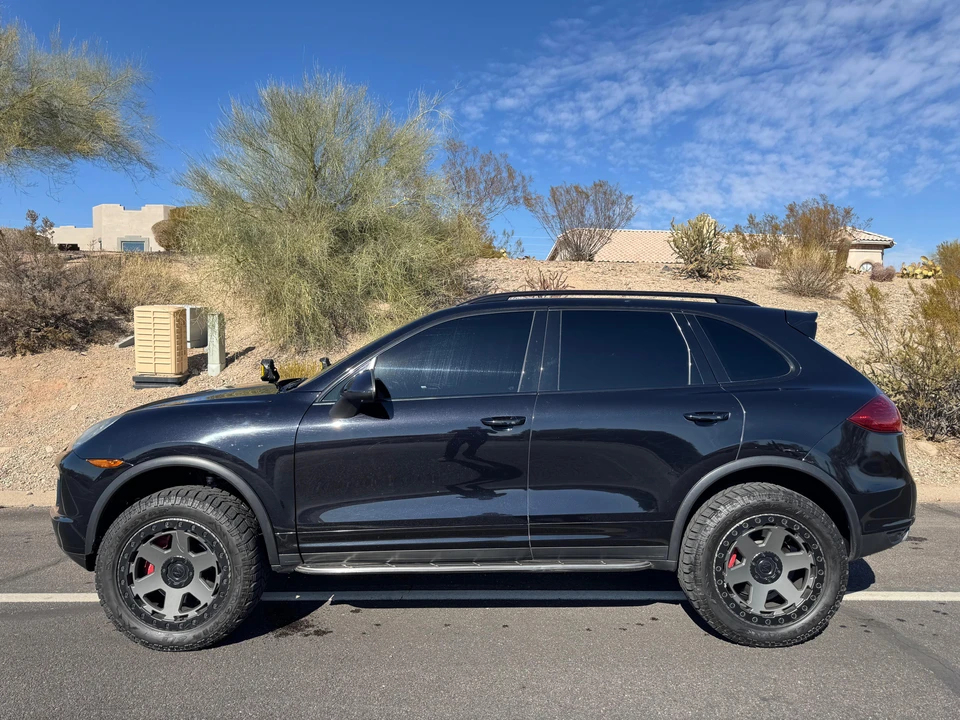 2012 Porsche 958 Cayenne Turbo - Image 10 of 30