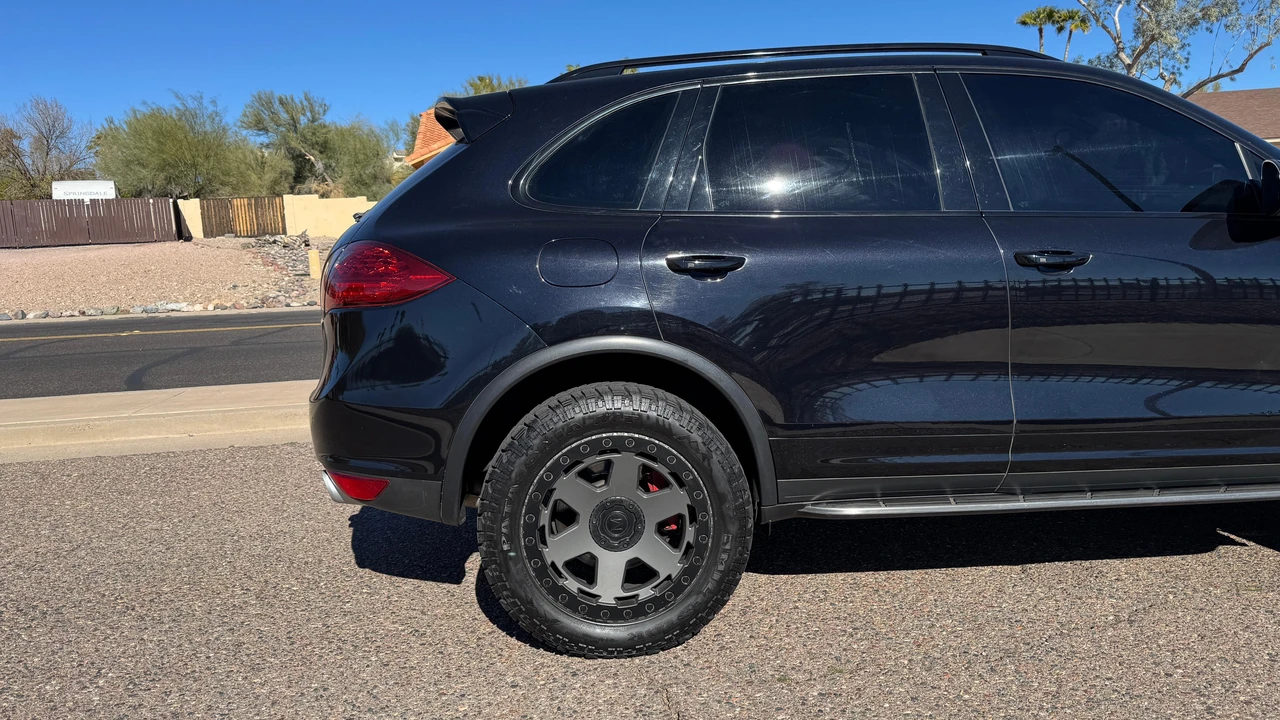 2012 Porsche 958 Cayenne Turbo - Image 24 of 30