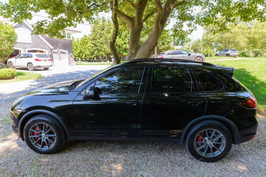 2012 Porsche 958 Cayenne Turbo - Image 8 of 31