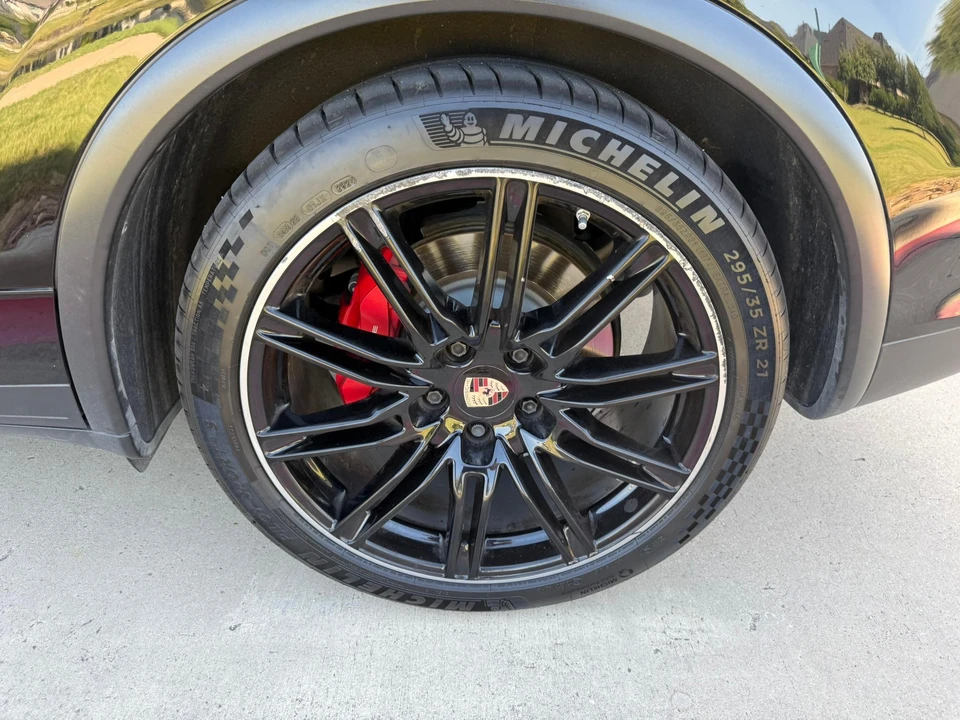 2012 Porsche 958 Cayenne Turbo - Image 25 of 31