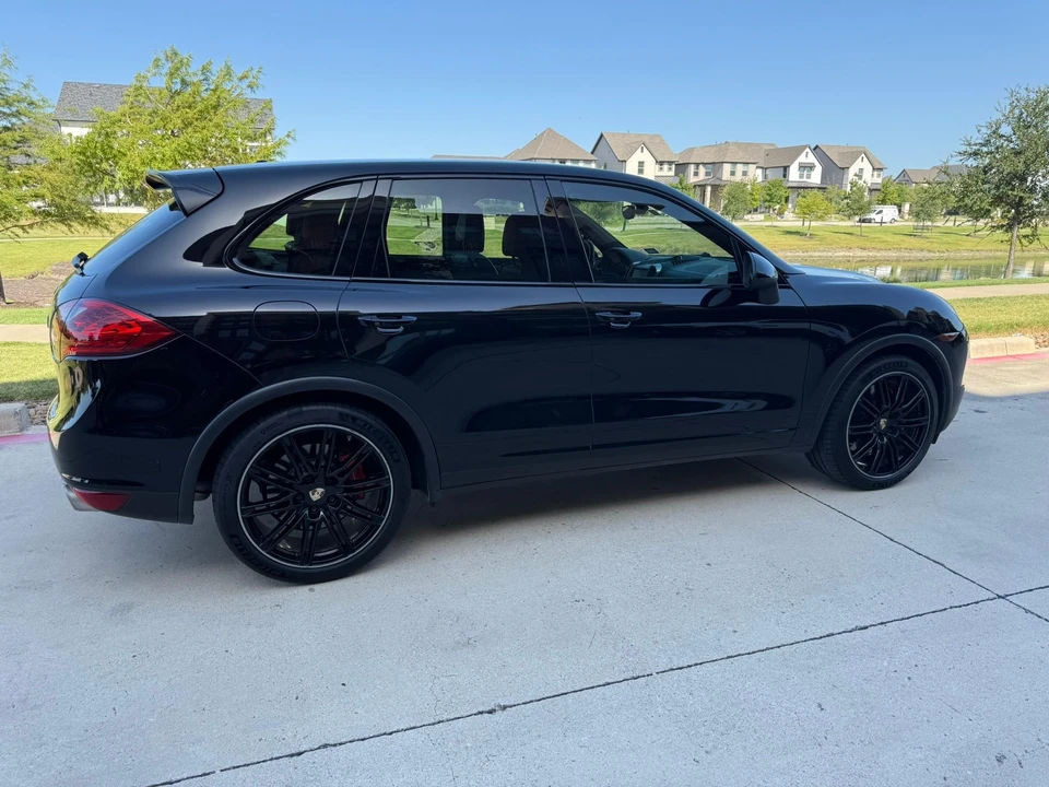 2012 Porsche 958 Cayenne Turbo - Image 16 of 31