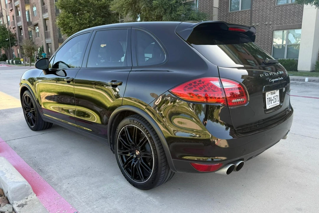 2012 Porsche 958 Cayenne Turbo - Image 4 of 31