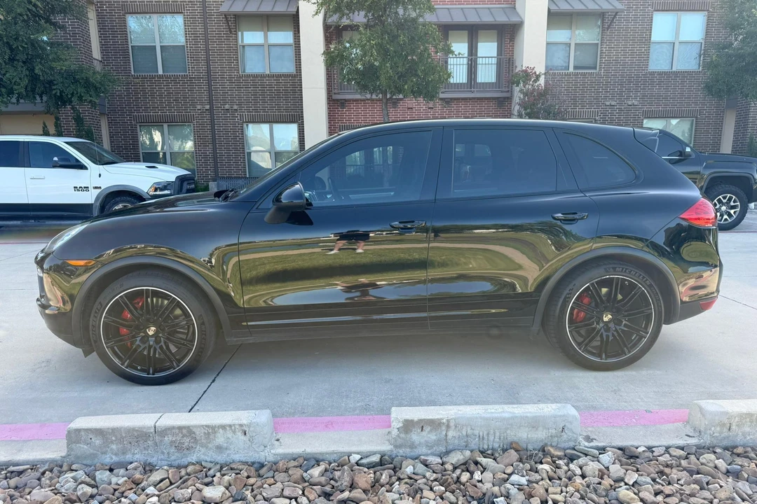 2012 Porsche 958 Cayenne Turbo - Image 3 of 31