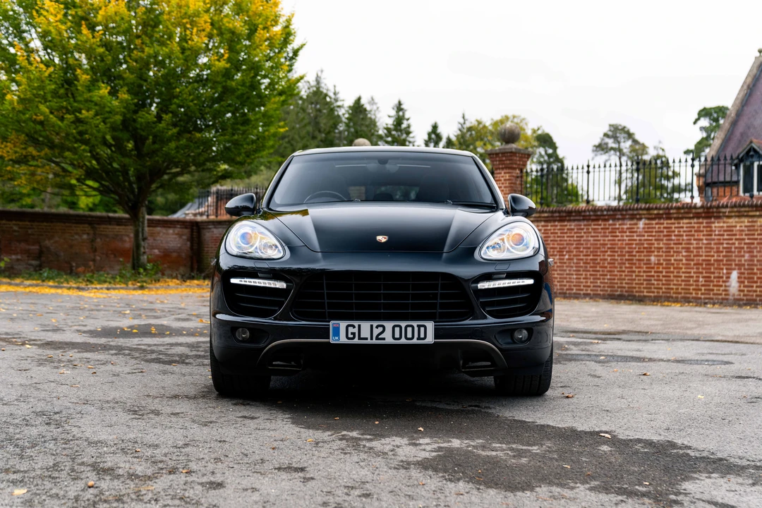 2012 Porsche 958 Cayenne Turbo - Image 2 of 31