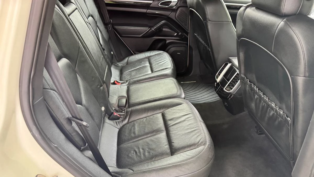 2012 Porsche Cayenne - Image 14 of 23
