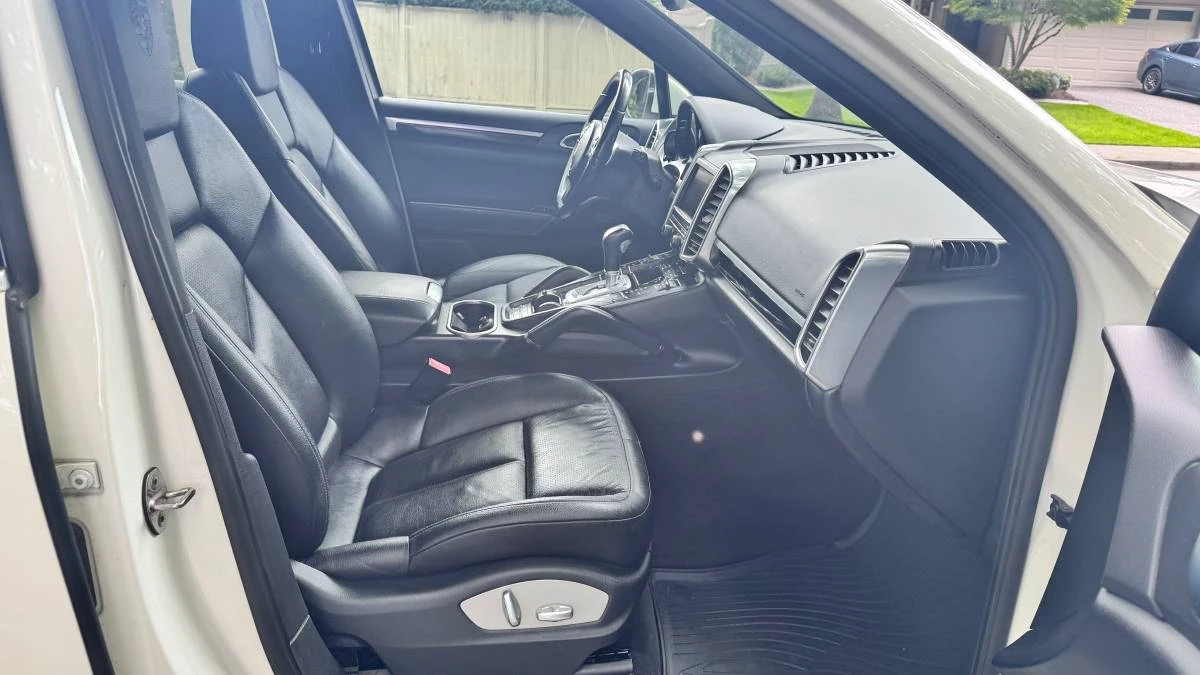 2012 Porsche Cayenne - Image 10 of 23