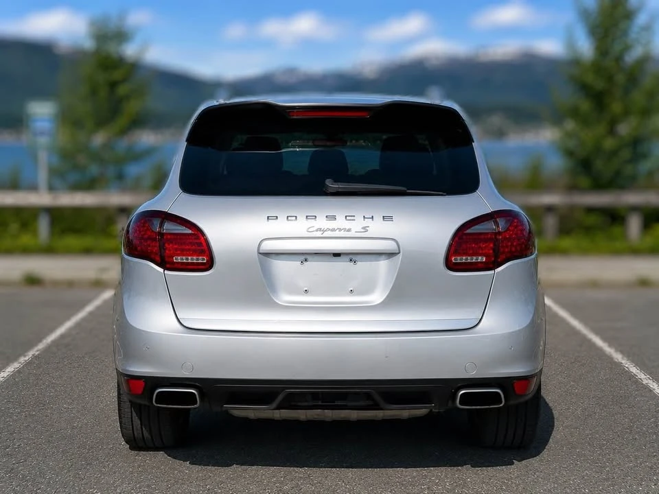 2012 Porsche 958 Cayenne S - Image 4 of 7