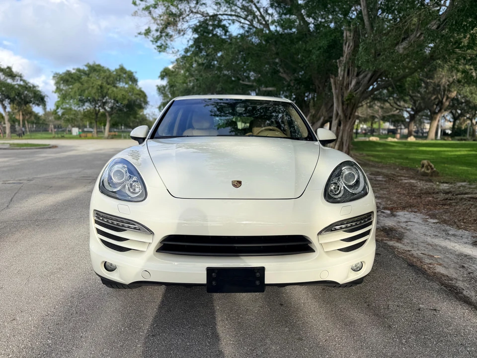 2012 Porsche 958 Cayenne - Image 8 of 31
