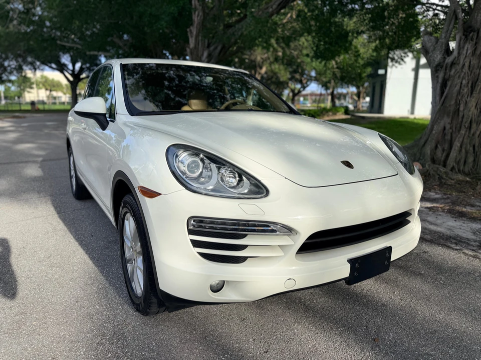 2012 Porsche 958 Cayenne - Image 20 of 31