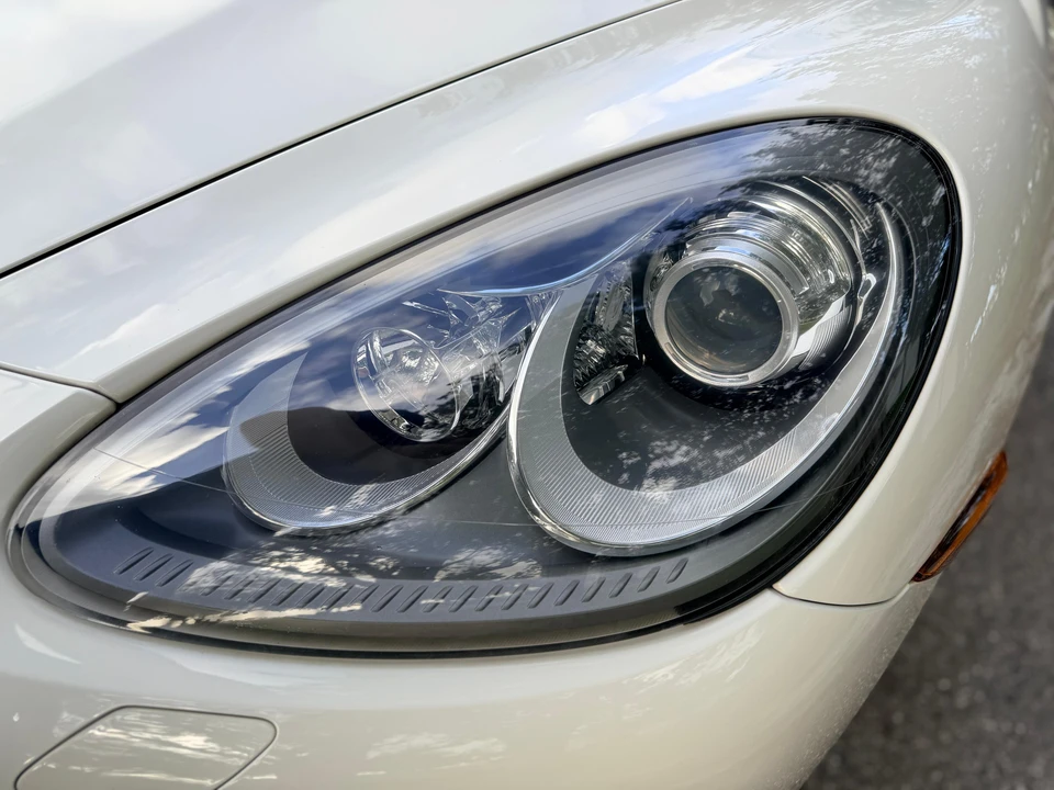 2012 Porsche 958 Cayenne - Image 24 of 31