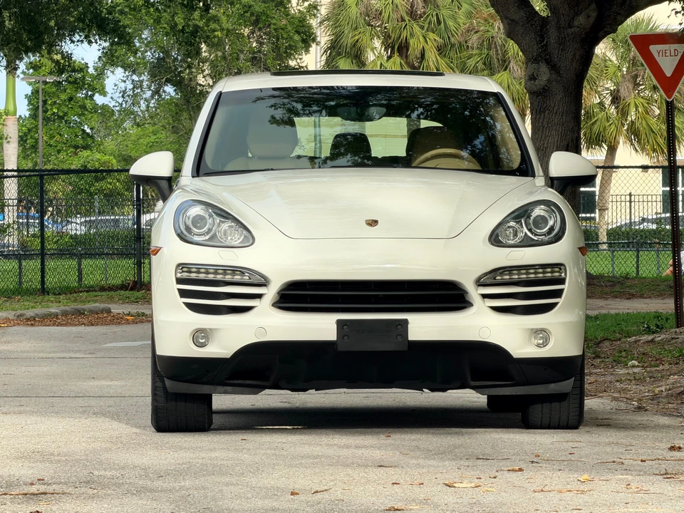 2012 Porsche 958 Cayenne - Image 6 of 31