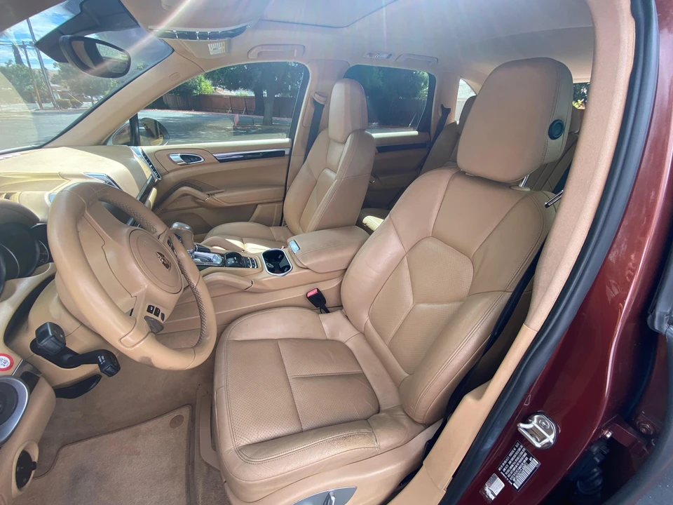 2012 Porsche 958 Cayenne - Image 27 of 31