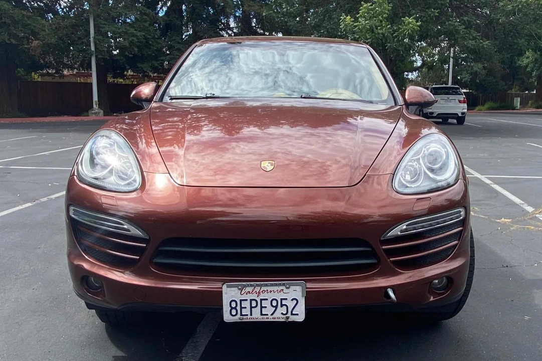 2012 Porsche 958 Cayenne - Image 2 of 31
