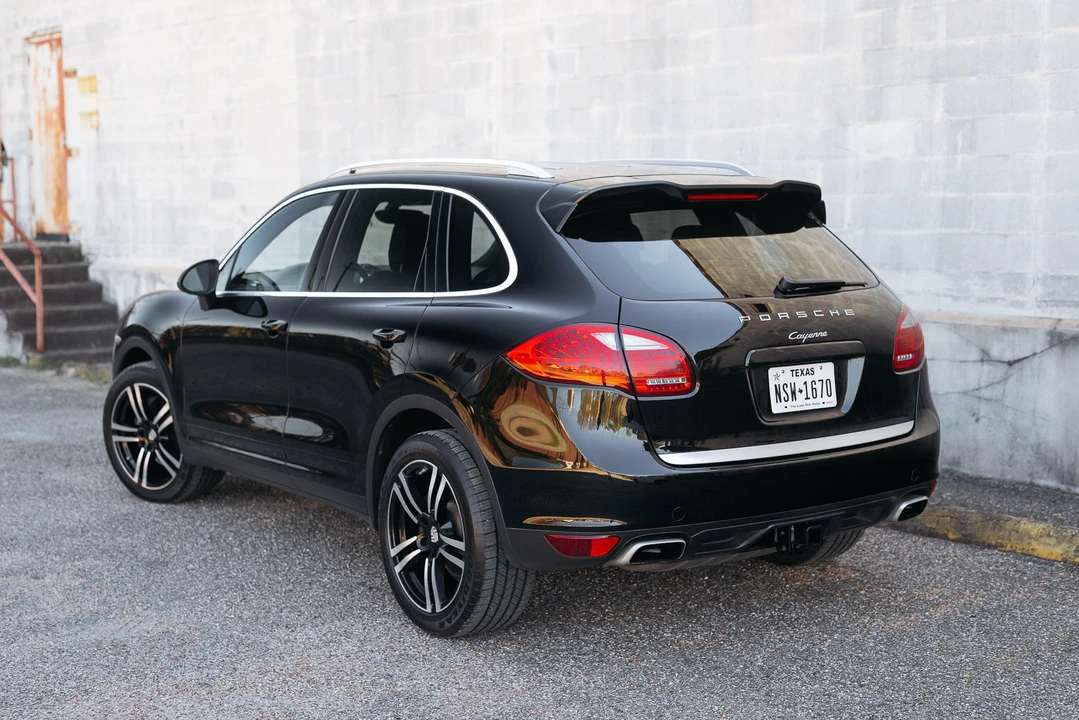 2012 Porsche 958 Cayenne - Image 26 of 31