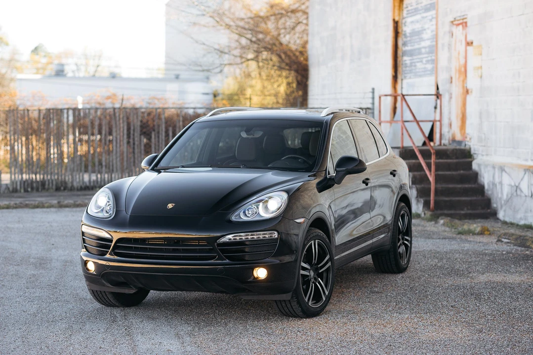 2012 Porsche 958 Cayenne - Image 12 of 31