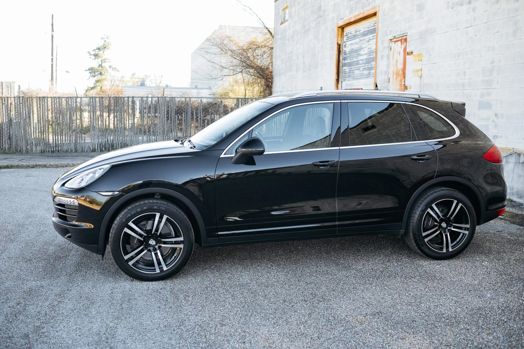 2012 Porsche 958 Cayenne - Image 19 of 31