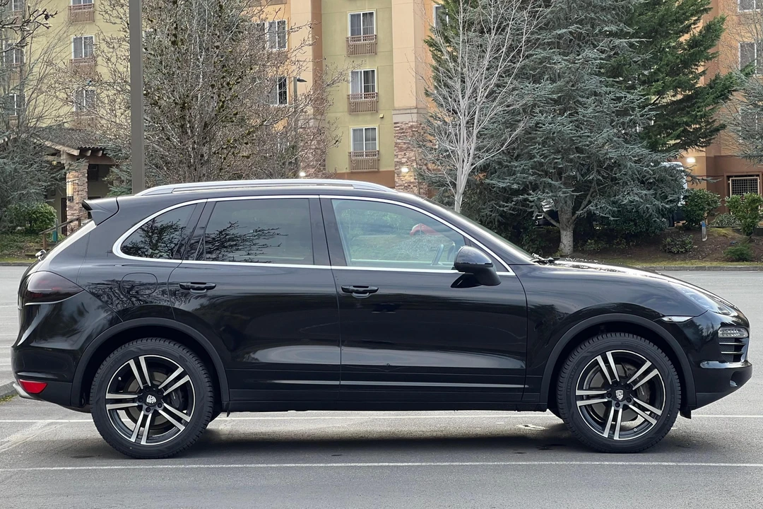 2012 Porsche 958 Cayenne - Image 3 of 30