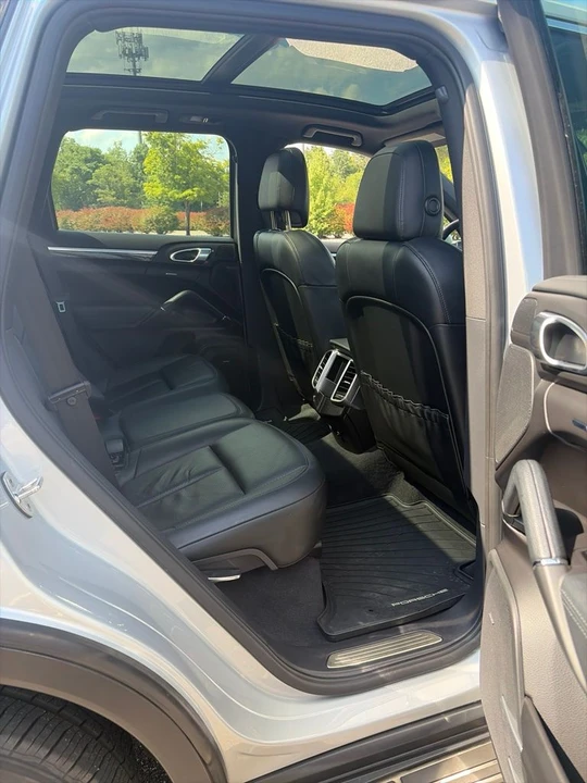 2012 Porsche 958 Cayenne - Image 15 of 19