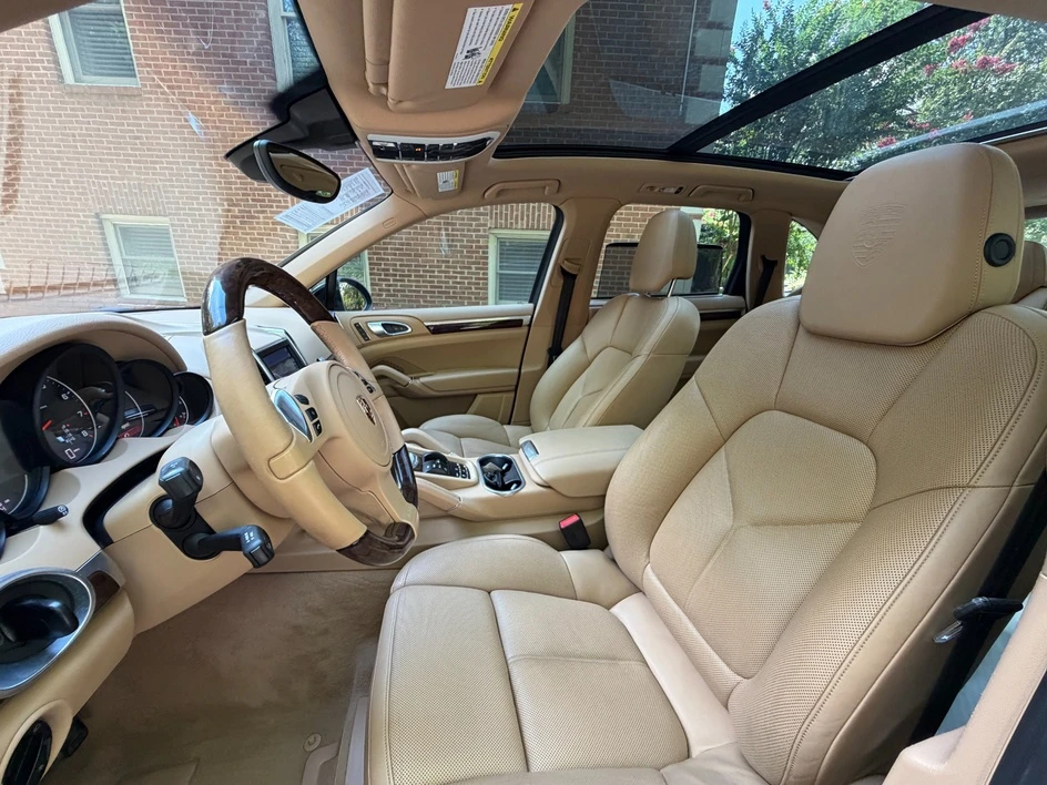 2012 Porsche 958 Cayenne - Image 23 of 31