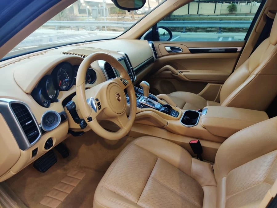 2012 Porsche 958 Cayenne - Image 4 of 9